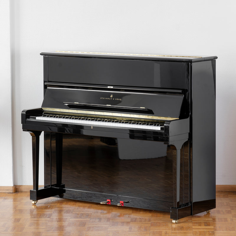 Klavier Steinway & Sons K-132